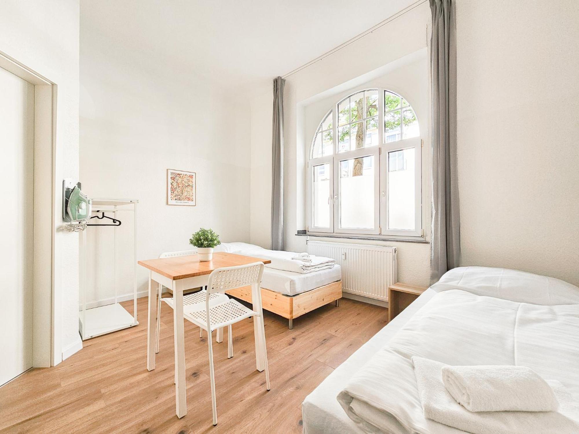 Raj Living - Studio Wohnungen - 15 Min Zur Messe Dus Düsseldorf Kültér fotó